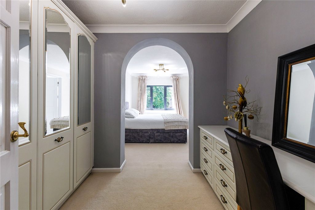 Additional image 14 of 6 bed detached house for saleBrackley, Northamptonshire NN13