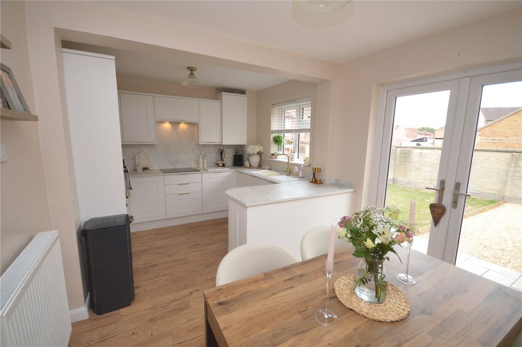 Additional image 5 of 3 bed detached house for saleMalvern Close, Bridgwater TA6
