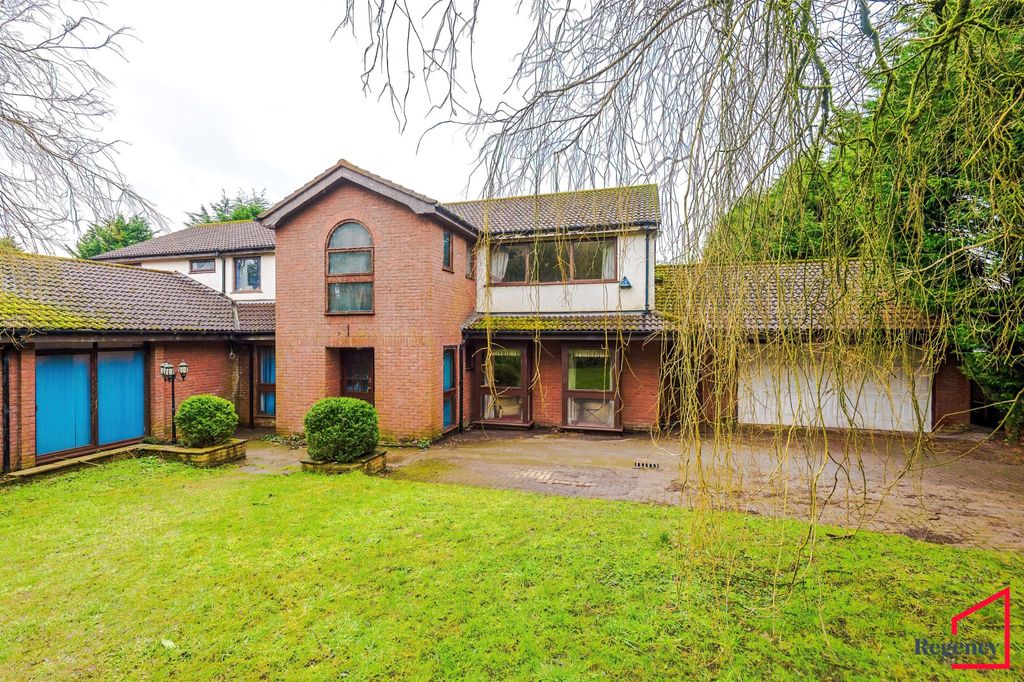 Additional image 39 of 6 bed detached house for saleVictoria Road, Heaton, Bolton BL1