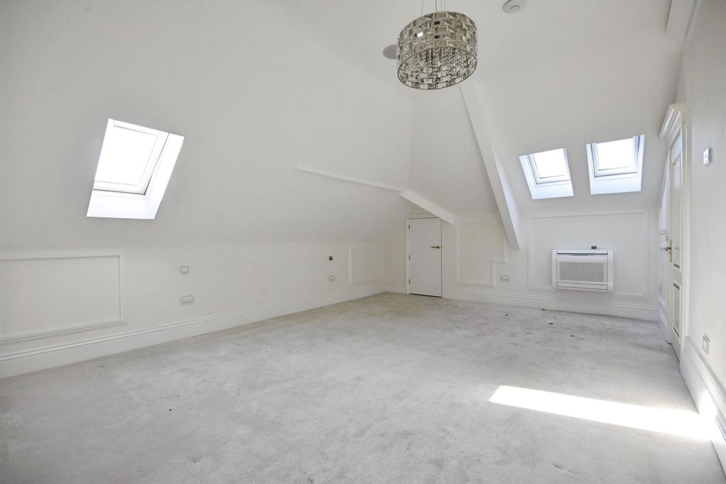 Additional image 28 of 6 bed detached house for saleHeronway, Hutton, Brentwood CM13