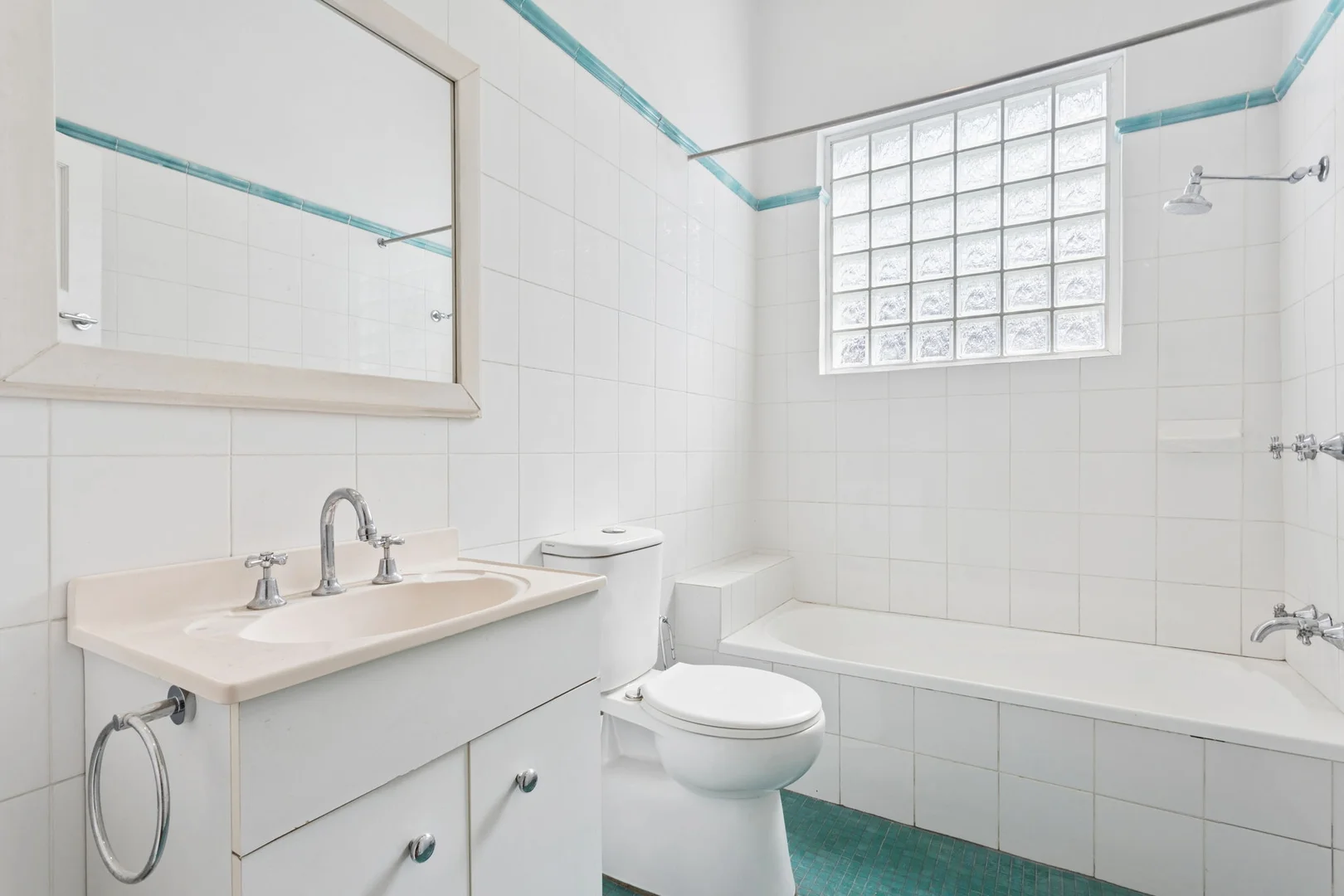 19 Service Avenue, Ashfield NSW 2131 photo 5