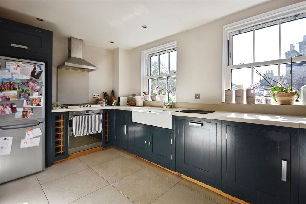 Additional image 10 of 4 bed town house for saleThe Butts, Brentford TW8