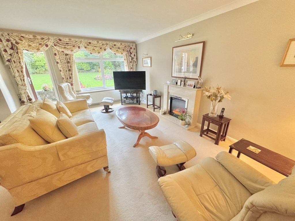 Additional image 5 of 3 bed flat for saleMartello Road South, Canford Cliffs, Poole BH13