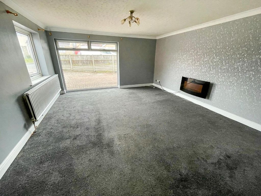 Additional image 2 of 2 bed detached bungalow for saleBracken Rise, Brandon IP27
