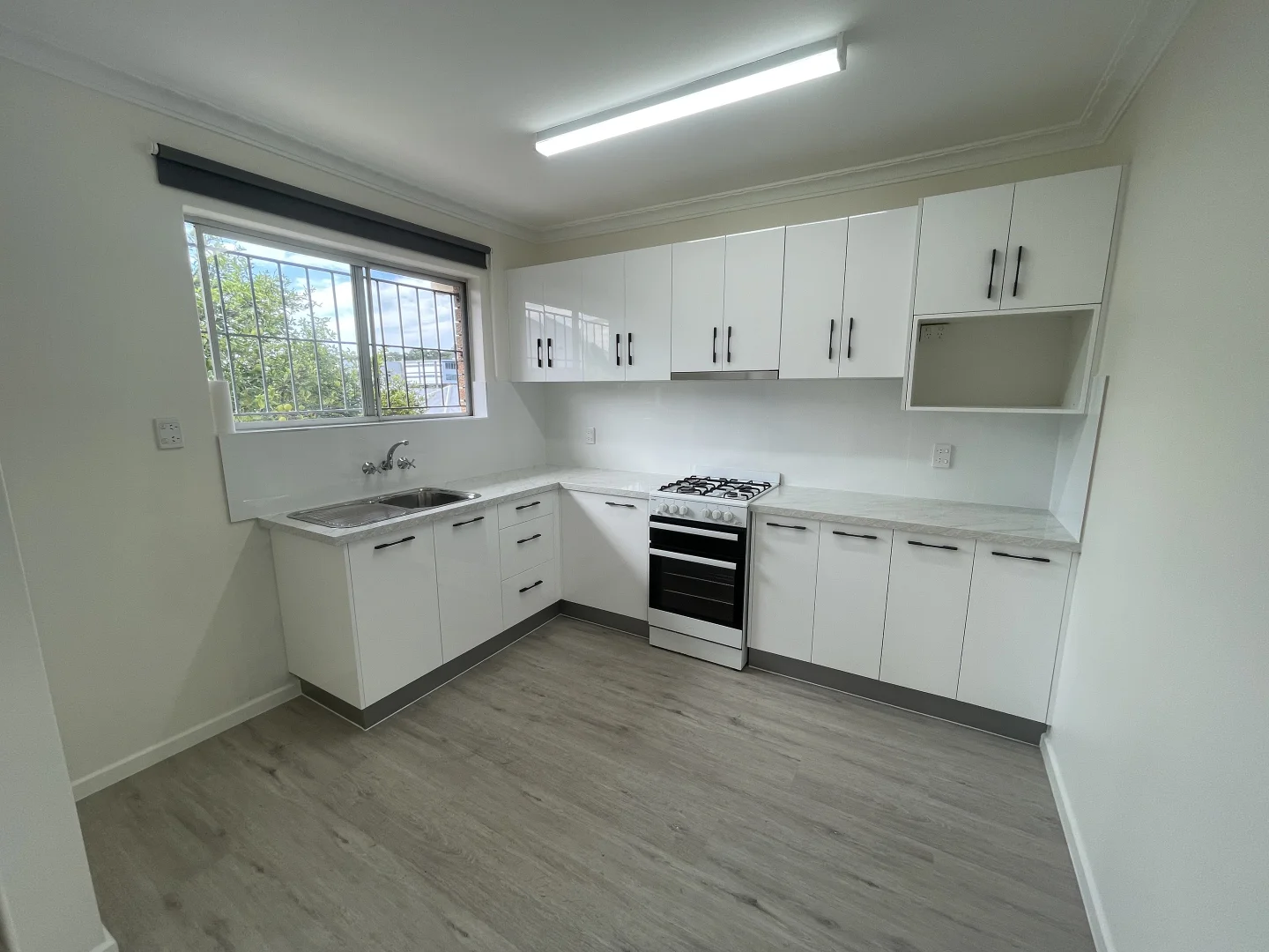 Additional image 9 of unit 02/5 South Street, Ipswich QLD 4305