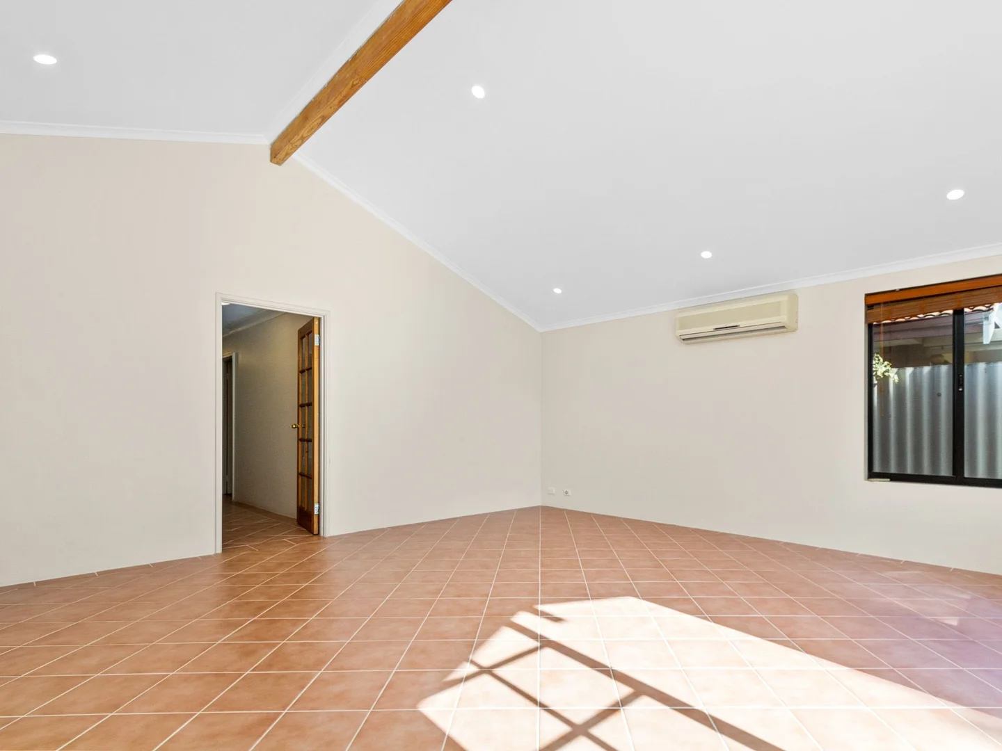 Additional image 4 of 77b Eldorado Street, Tuart Hill WA 6060