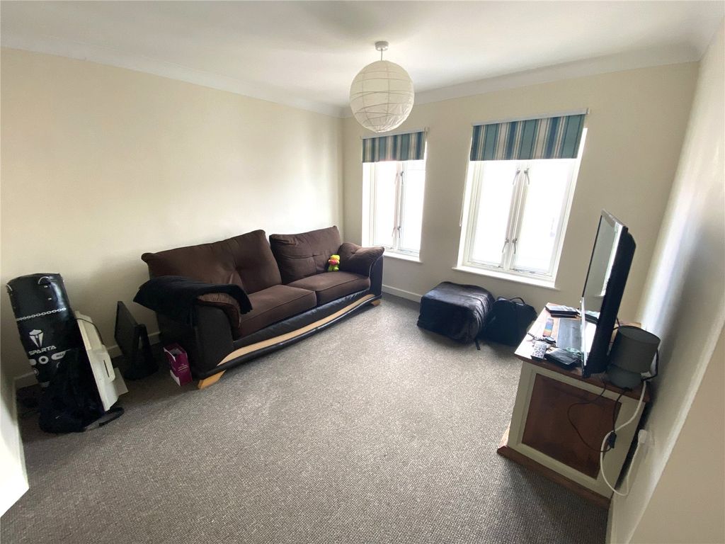 Additional image 4 of 1 bed flat for saleThe Piazza, Bodmin, Cornwall PL31