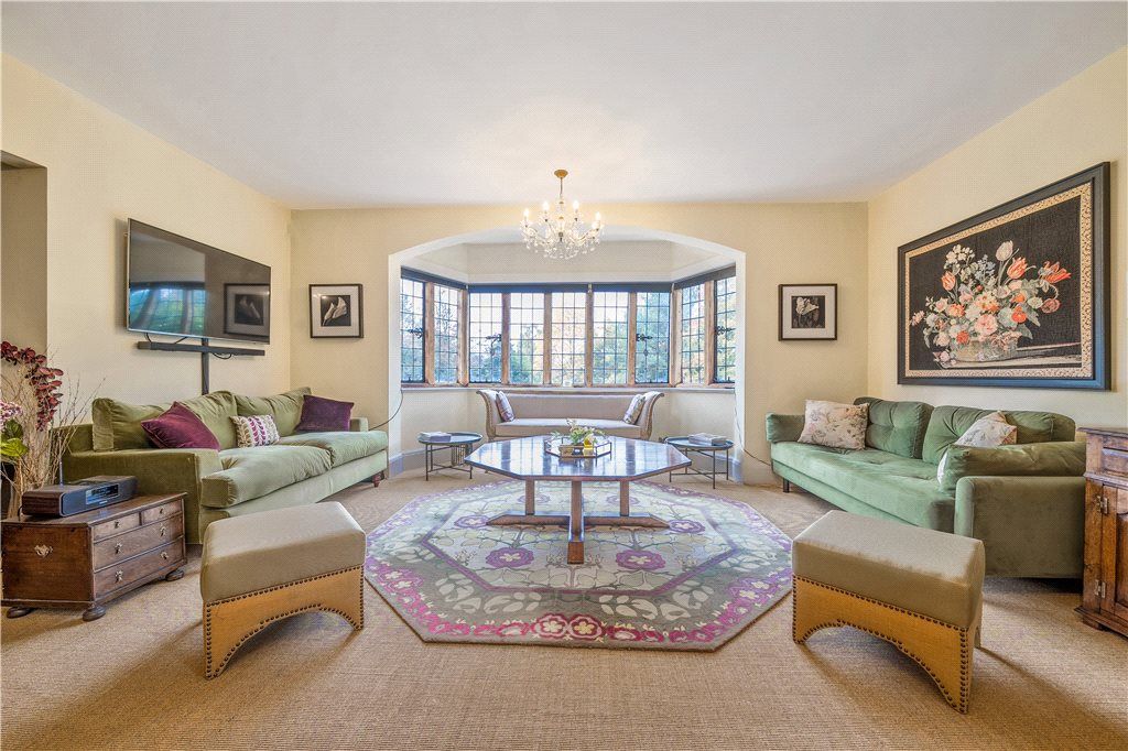 Additional image 4 of 2 bed flat for saleMavelstone Road, Bickley, Kent BR1