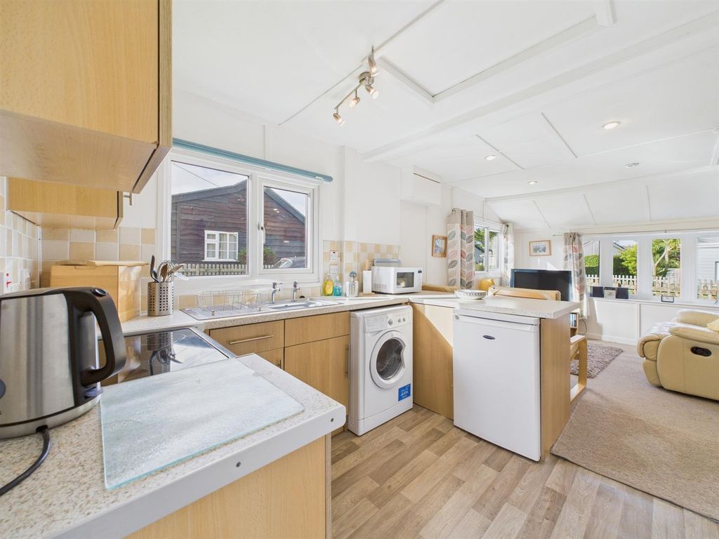 Additional image 5 of 3 bed chalet for saleLeadengate Close, Croyde, Braunton EX33