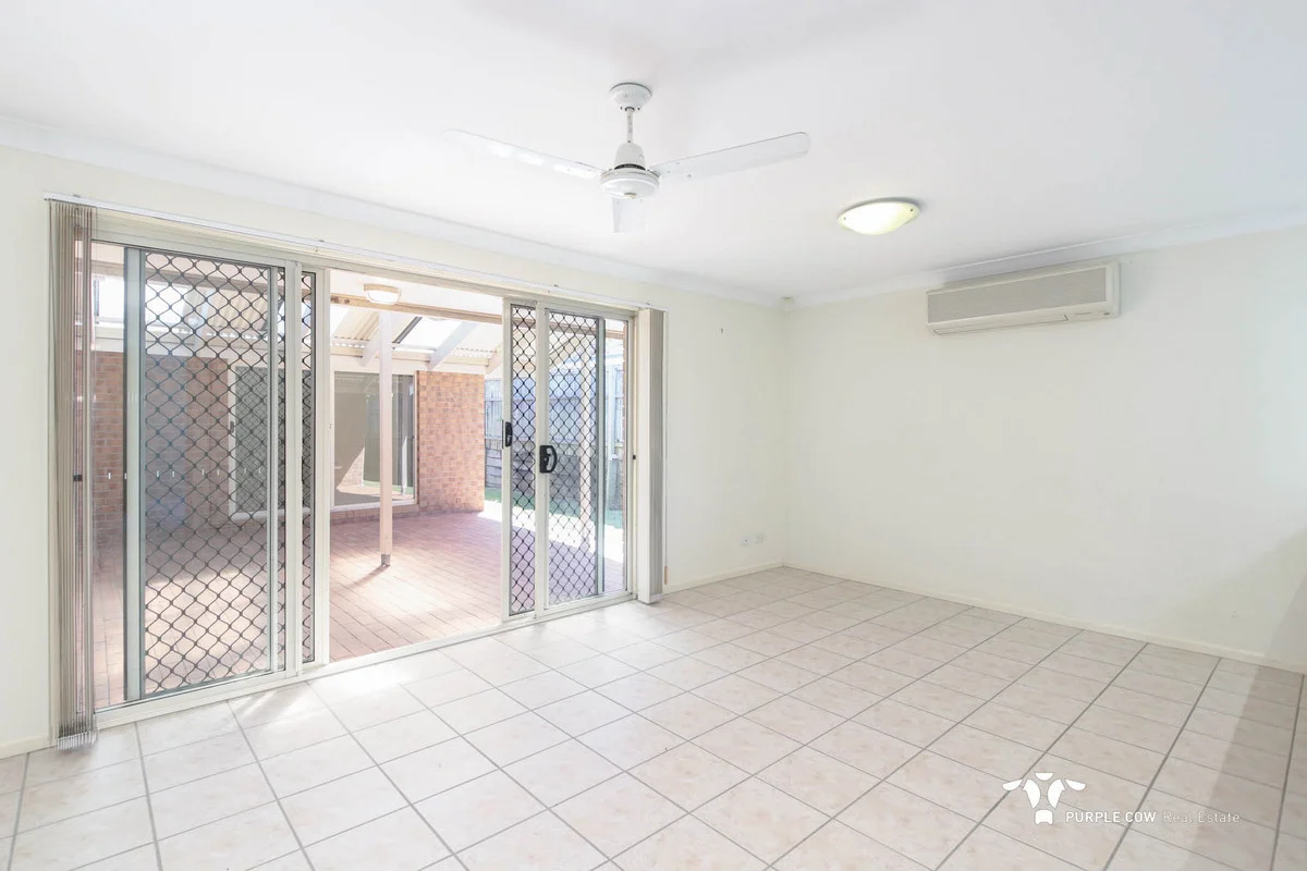 4 Chatfield Close, Oxley QLD 4075 photo 5