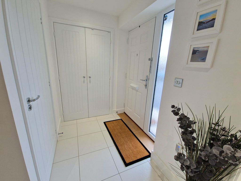 Additional image 3 of 4 bed detached house for saleLlys Penfro, Newton, Porthcawl CF36