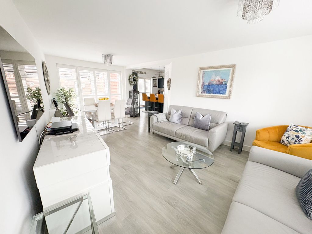 Additional image 2 of 4 bed link detached house for saleMulberry Walk, Bordon GU35