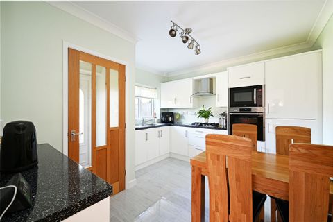 Peatfield Road, Killamarsh, Sheffield S21