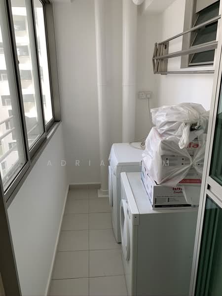 301A Punggol Central photo 4