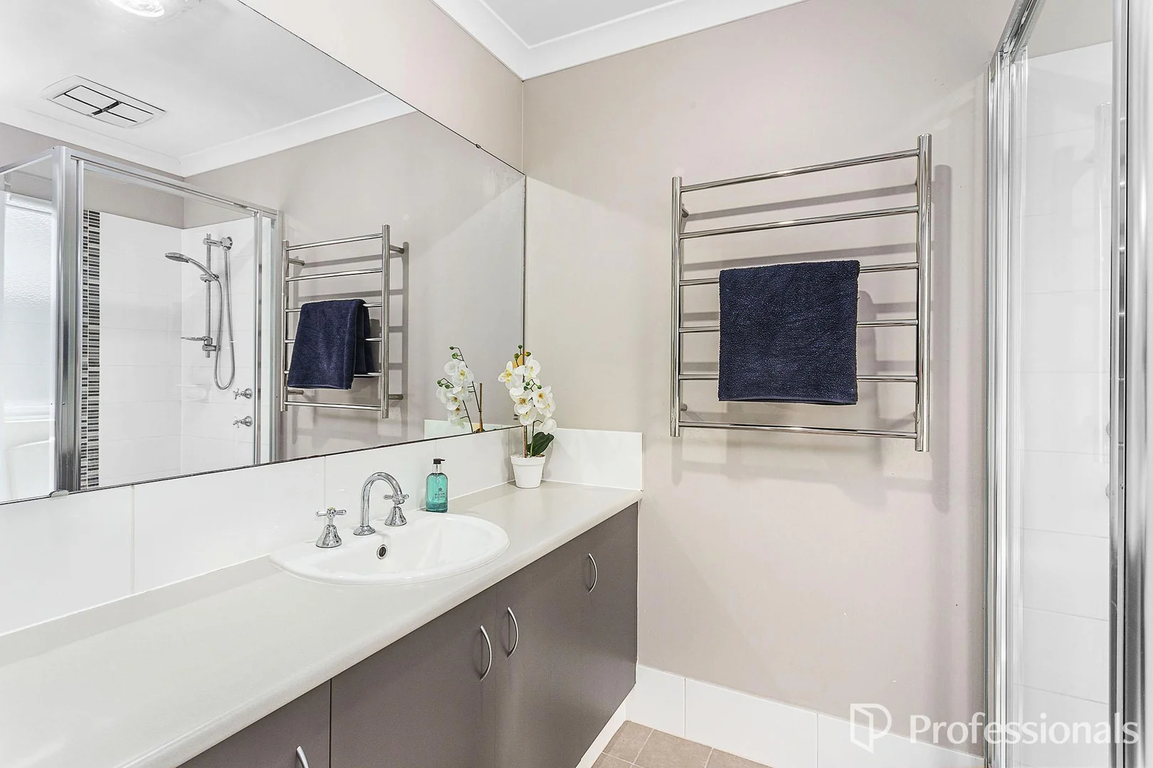Additional image 22 of 8 Popolo Place, Pearsall WA 6065