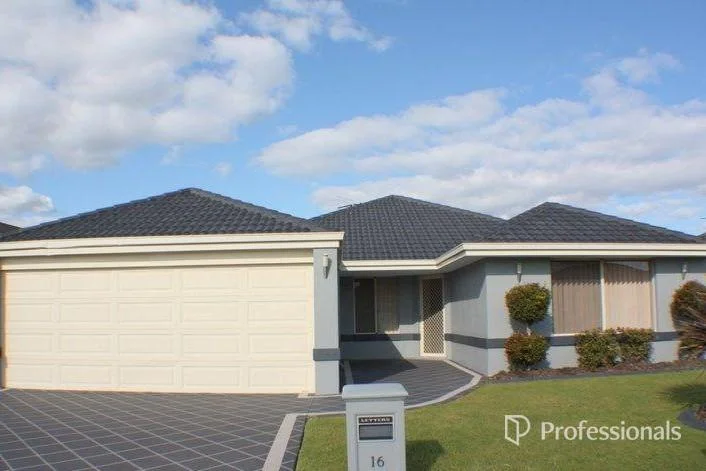 16 Pindan Elbow, Atwell WA 6164