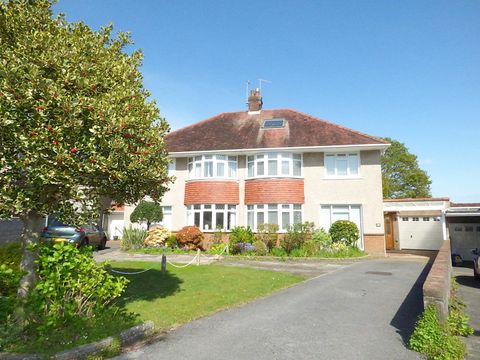 Fernhill Close, Blackpill, Swansea SA3