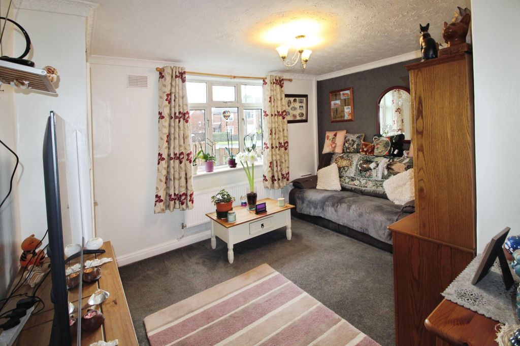 Additional image 17 of 3 bed semi-detached house for saleBirch Avenue, Brigg DN20