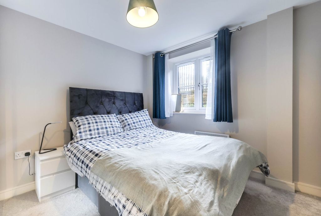 Additional image 5 of 1 bed flat for saleHarrogate Road, Bradford, West Yorkshire BD10