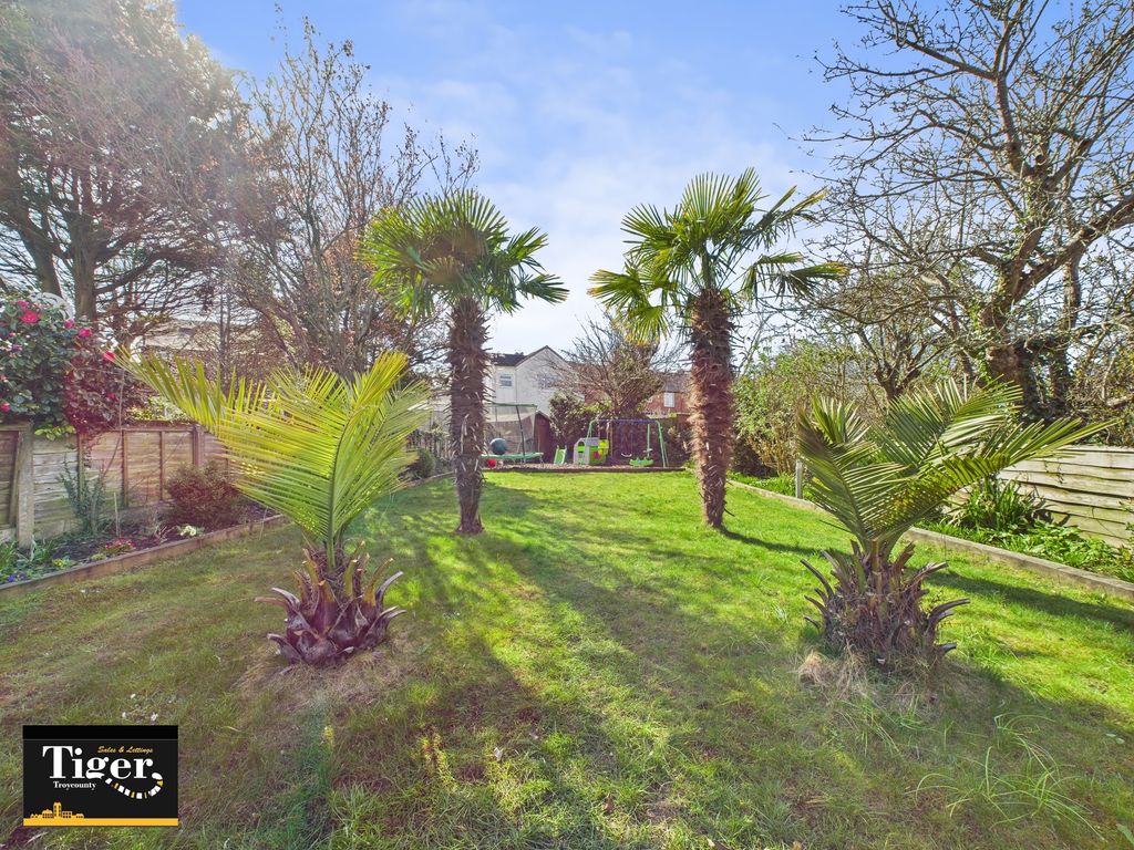 Additional image 38 of 4 bed semi-detached house for saleWest Park Drive, Blackpool FY3