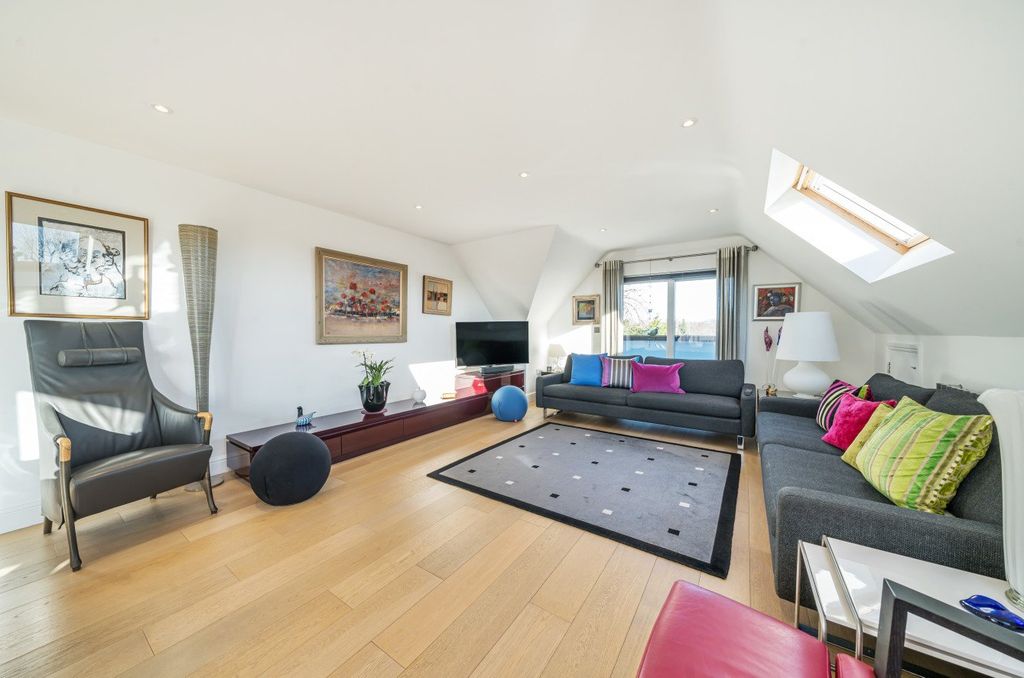 Additional image 7 of 2 bed flat for saleBeckenham Grove, Beckenham, Kent BR2