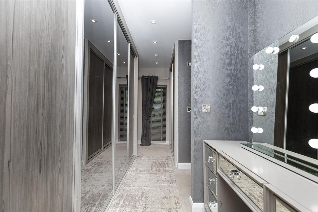 Additional image 23 of 5 bed detached house for saleThe Beeches, Birkenshaw, Bradford BD11