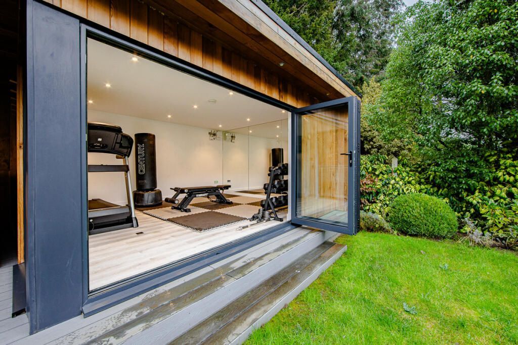Additional image 30 of 4 bed detached house for saleLongaford Way, Hutton Mount, Brentwood CM13