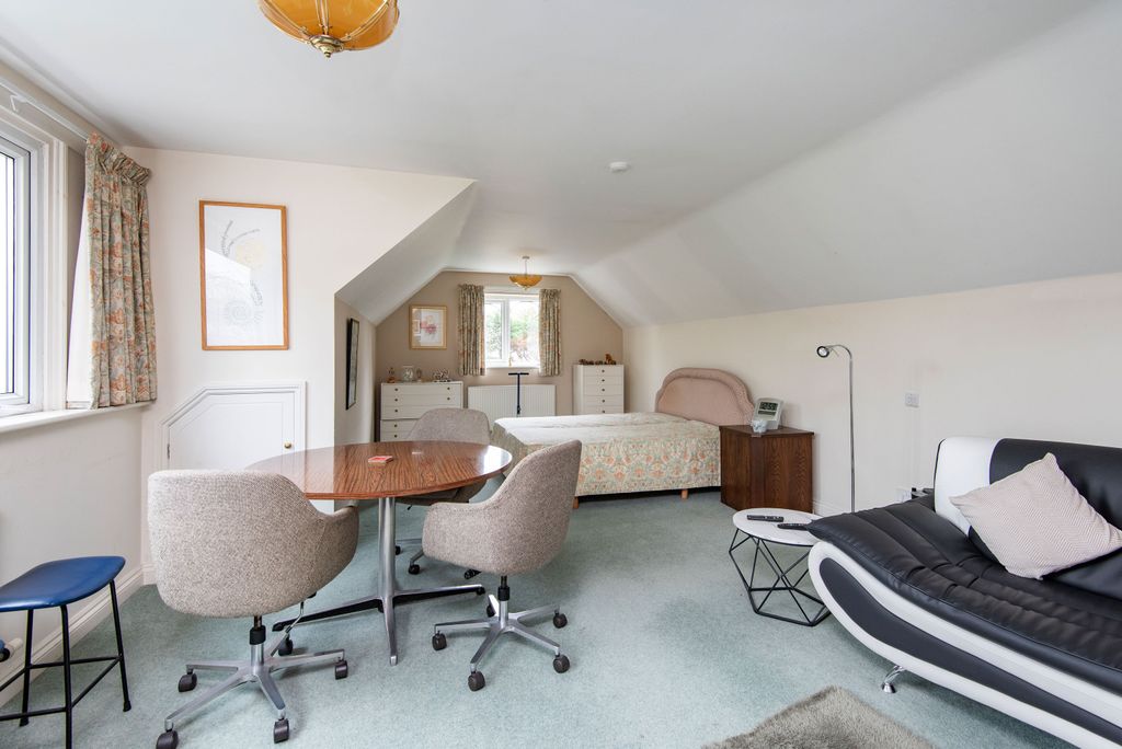 Additional image 21 of 5 bed detached bungalow for salePark Road, Boston PE21