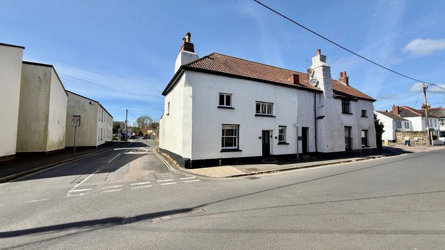 Additional image 15 of 4 bed cottage for sale32 South Street, Braunton, Devon EX33