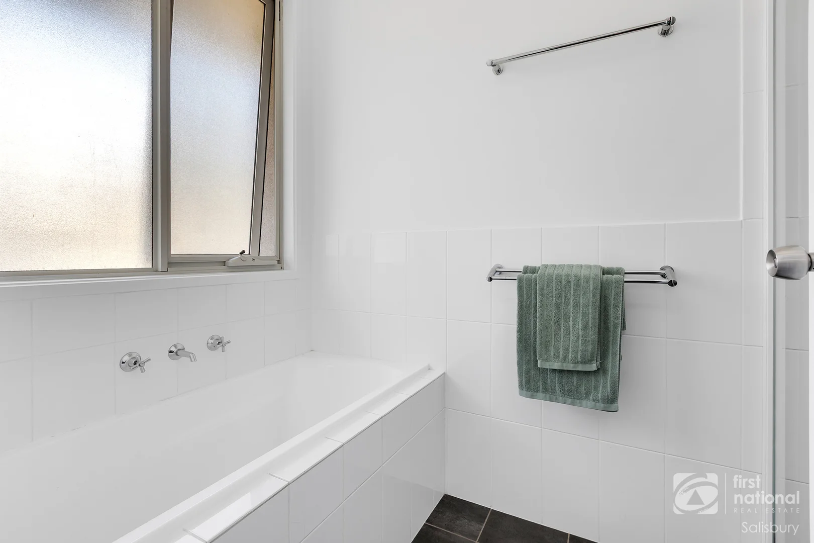 Additional image 23 of 7 Oaks Drive, St Clair SA 5011