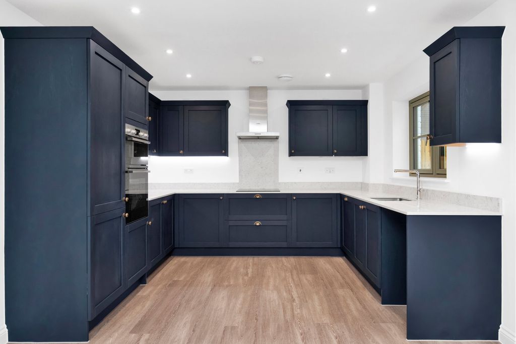 Additional image 7 of 5 bed semi-detached house for saleOxney Quarter, Bolley Avenue GU35