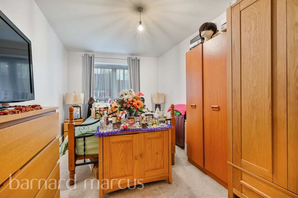 Additional image 7 of 2 bed flat for saleHenderson Road, Croydon CR0