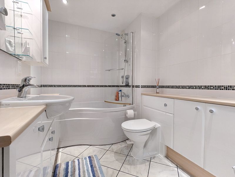 Additional image 9 of 2 bed flat for saleBlackball Lane, Brixham TQ5