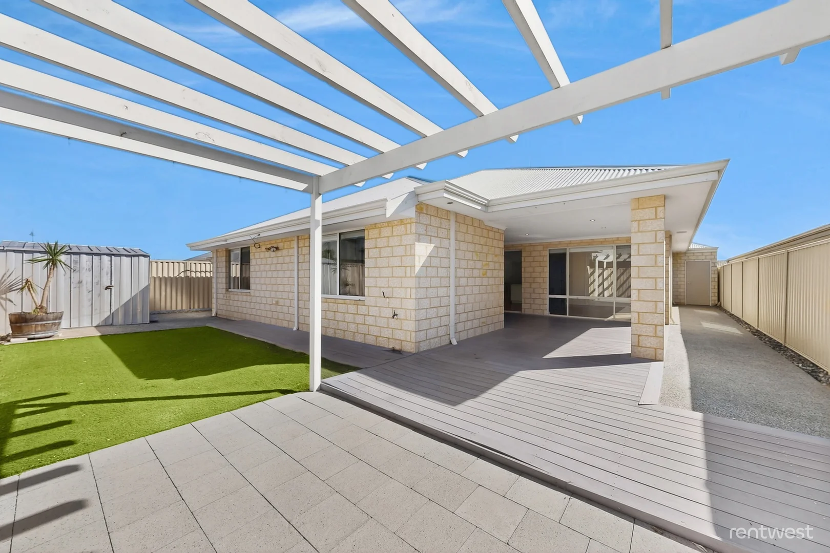 Additional image 3 of 48 Sorrento Turn, Secret Harbour WA 6173