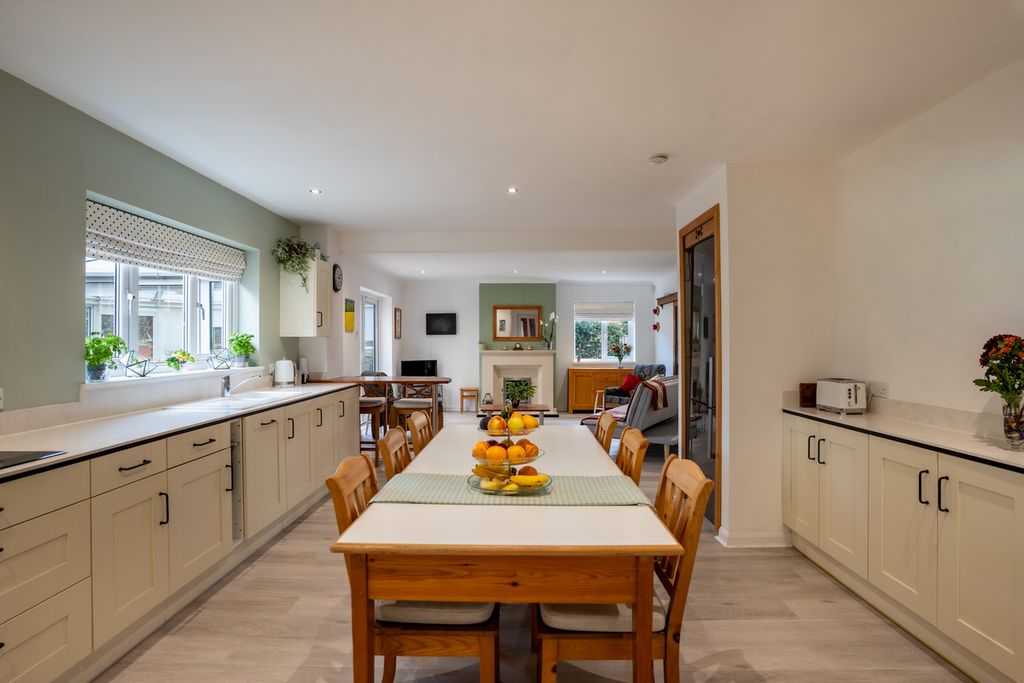 Additional image 5 of 6 bed detached house for saleJenks Orchard New Road Bromyard, Herefordshire HR7