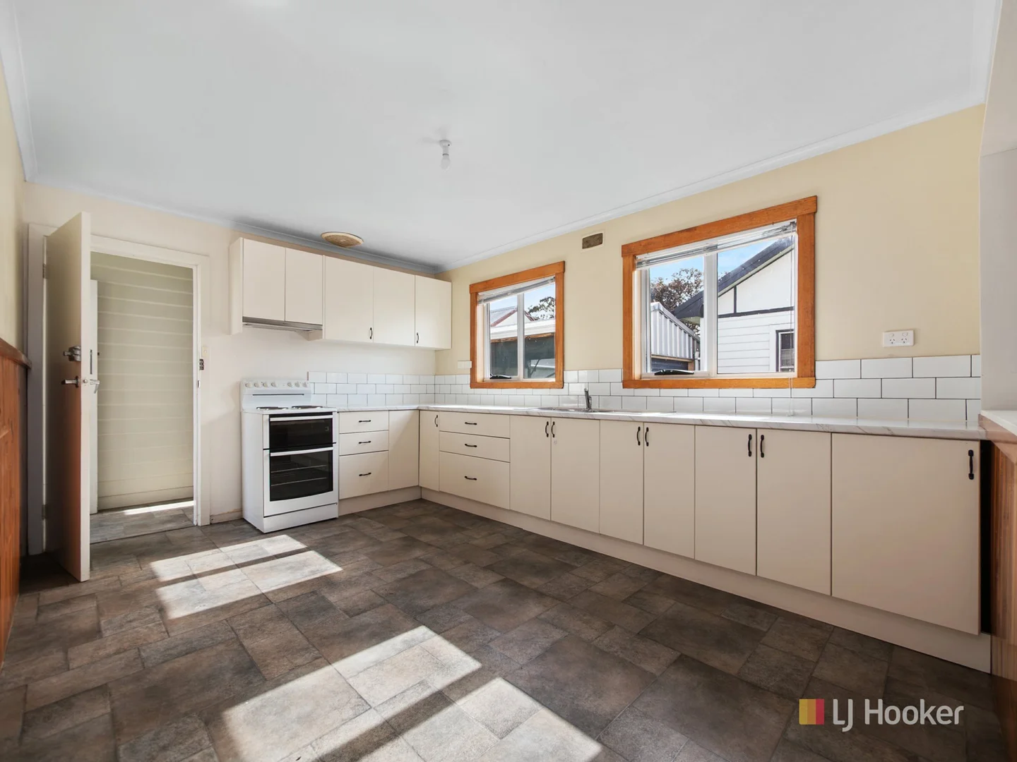 Additional image 3 of 39 Park Street, Wynyard TAS 7325