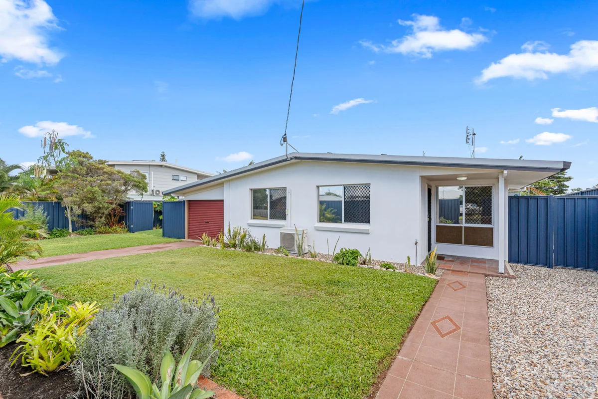 8 Hayworth Street, Point Vernon QLD 4655