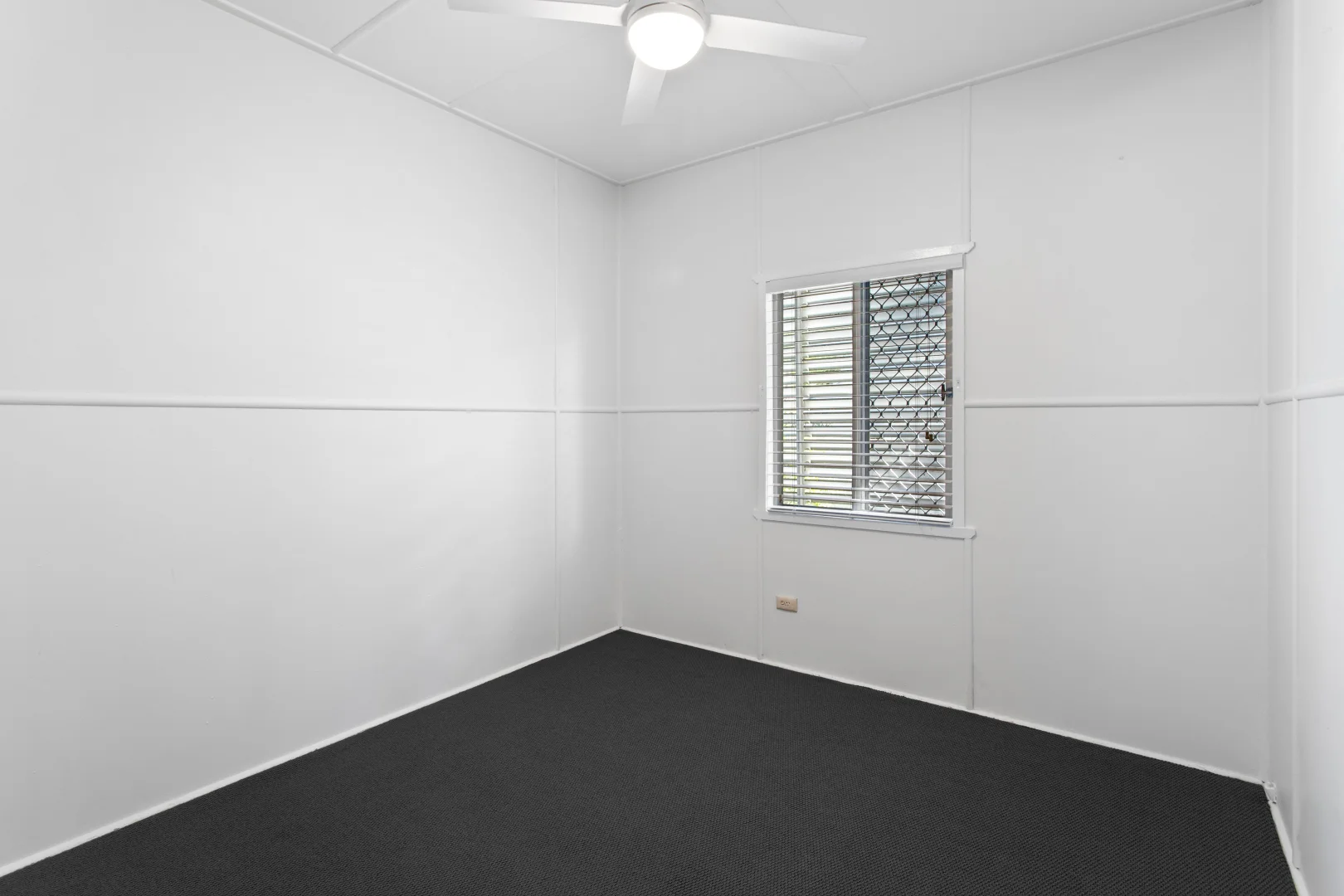 Additional image 4 of 10 Inglis Street, Woody Point QLD 4019