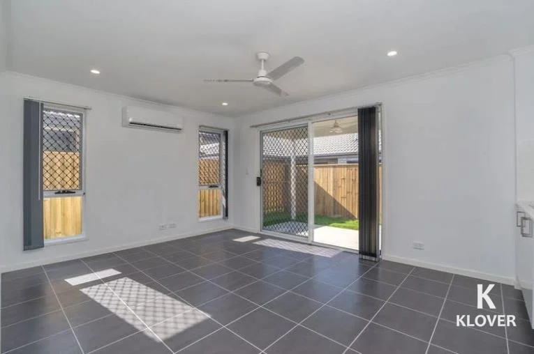 4B Niels Crescent, Park Ridge QLD 4125 photo 3