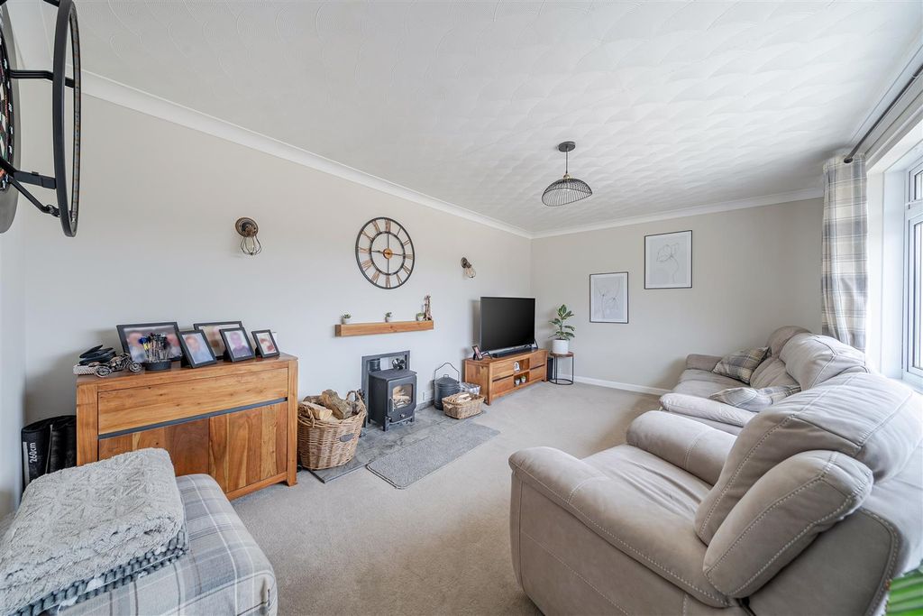 Additional image 3 of 3 bed detached bungalow for saleJames Close, Blandford Forum DT11