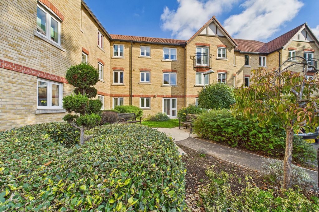 Additional image 6 of 2 bed flat for saleHanbury Court, Thetford IP24