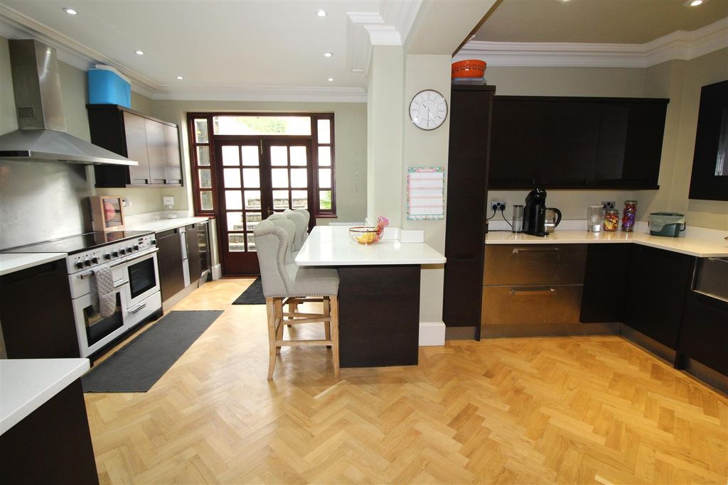 Additional image 2 of 4 bed semi-detached house for saleBryn Road, Pontllanfraith, Blackwood NP12