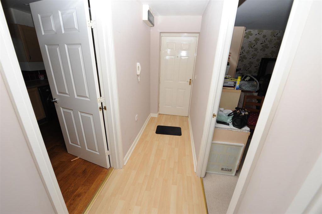 Additional image 5 of 2 bed flat for saleJavelin Close, Idle, Bradford BD10