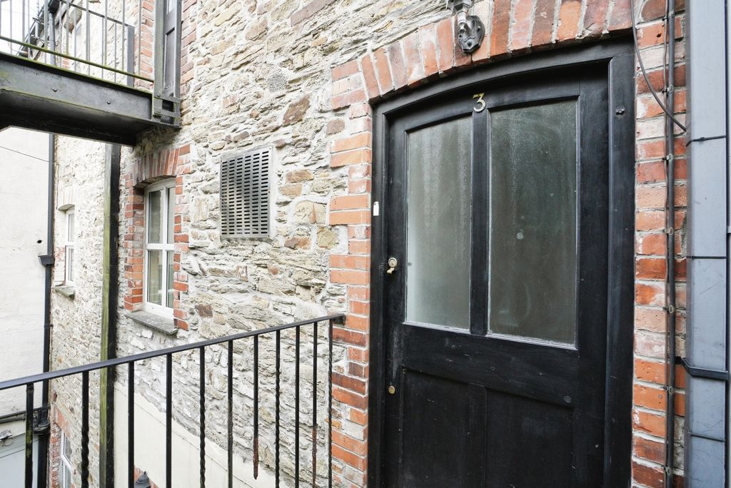Additional image 17 of 1 bed flat for saleCrinnicks Hill, Bodmin, Cornwall PL31