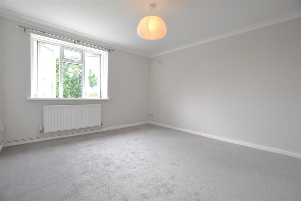 Additional image 6 of 2 bed flat for saleWoodhill Drive, Wombourne, Wolverhampton WV5