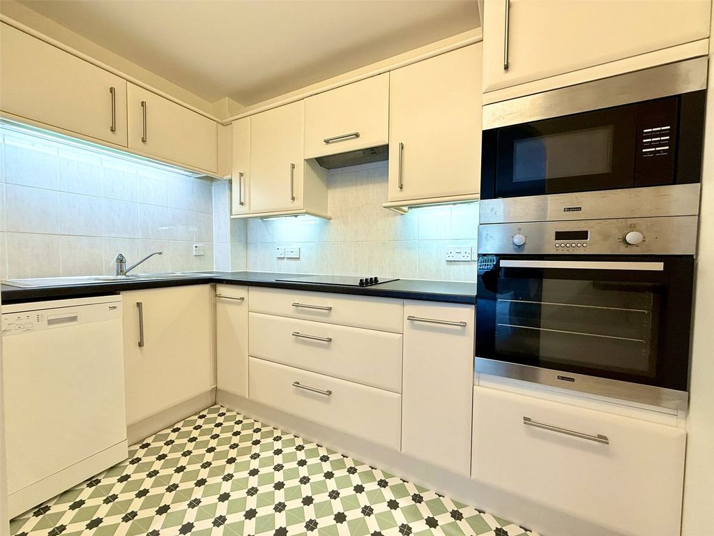 Additional image 6 of 2 bed flat for saleThe Ropewalk, Bradford On Avon BA15