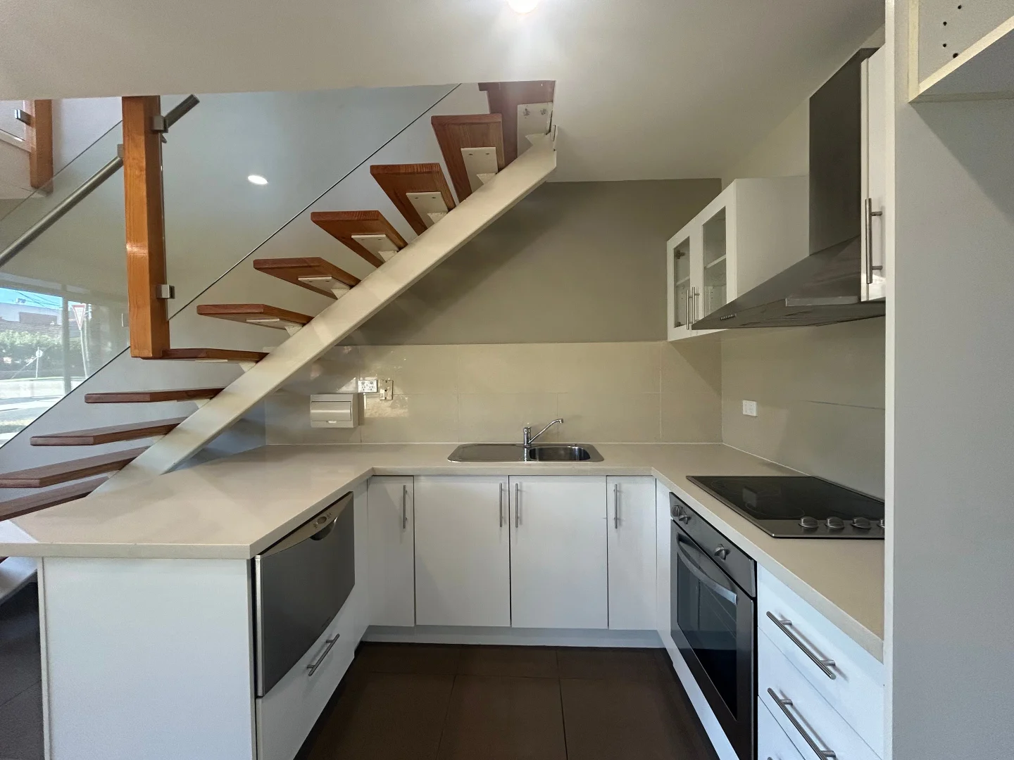 Additional image 4 of 1/22 Murrumbeena Road, Murrumbeena VIC 3163