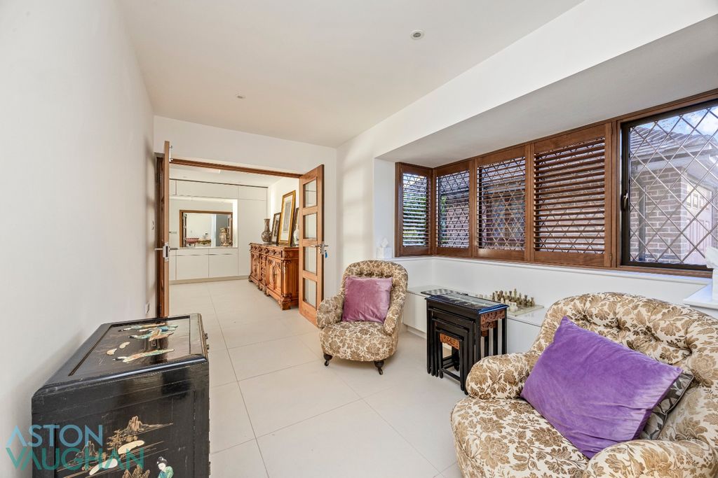 Additional image 8 of 7 bed detached house for saleRoedean Heights BN2