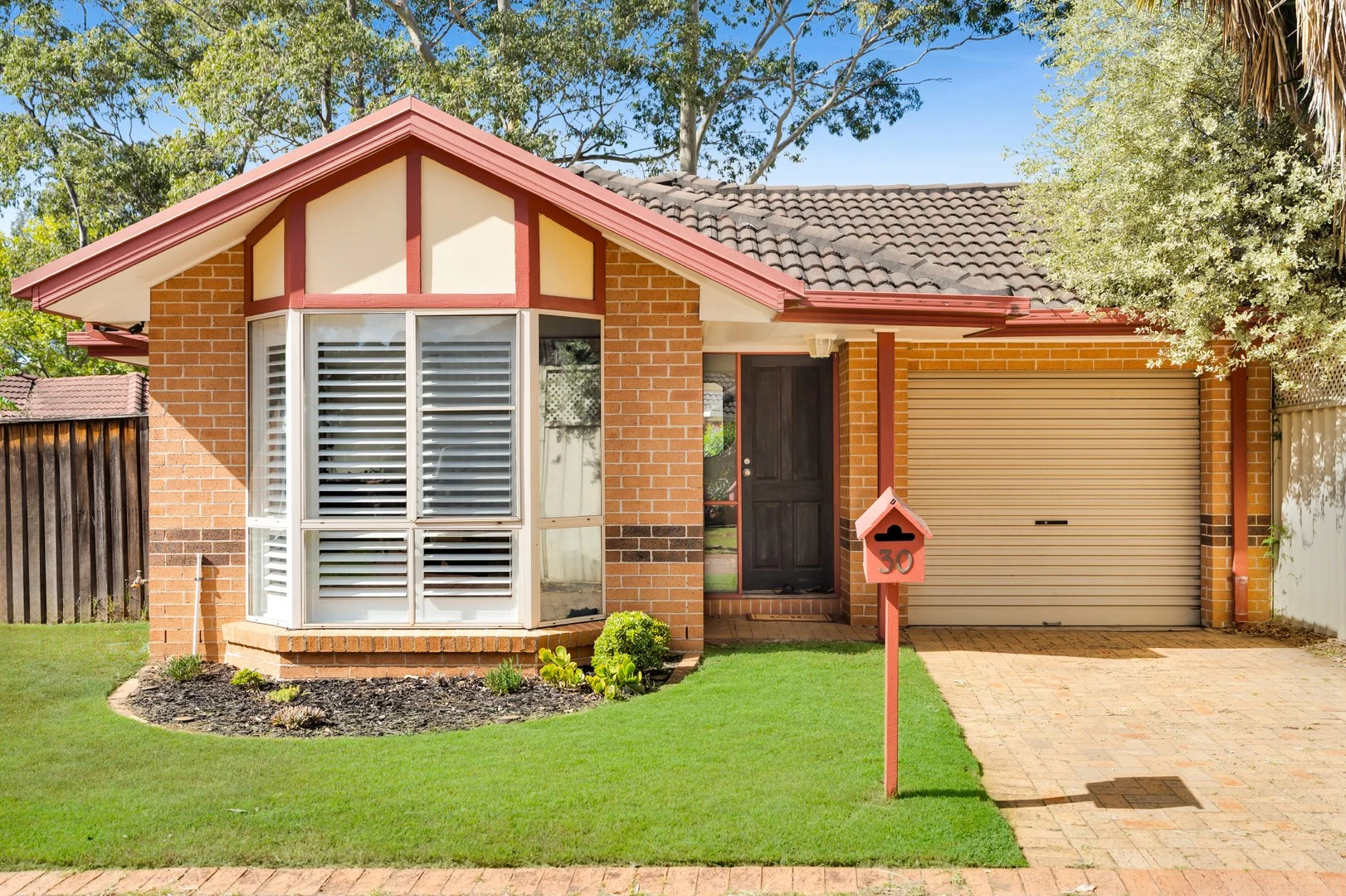 30 Manning Place, Currans Hill NSW 2567