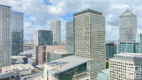 Hampton Tower, South Quay Plaza, Isle Of Dogs, London E14